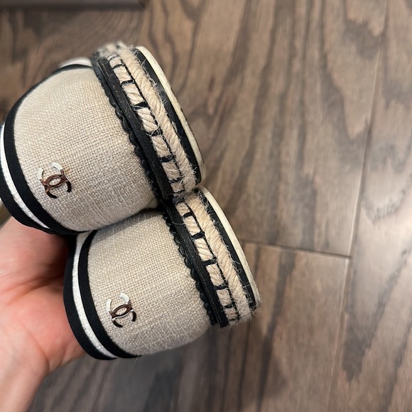 Like New✨Chanel Cotton Lace Up Espadrilles / Size 39 - Picture 10 of 10